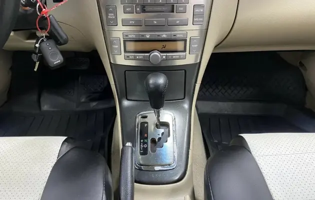 Toyota Avensis, фото №6