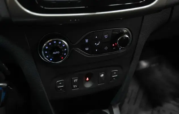 Renault Sandero, фото №12