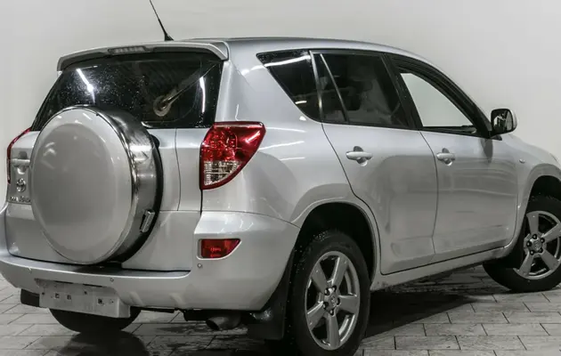 Toyota RAV4, фото №2