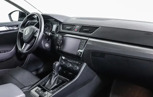 Skoda Superb, фото №8