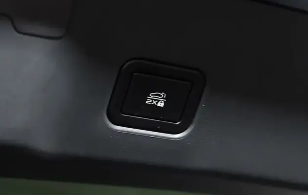 Changan Uni-V, фото №18