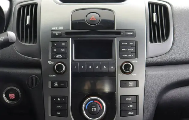 Kia Cerato, фото №7