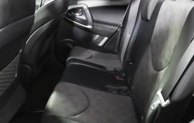 Toyota RAV4, фото №9