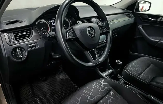 Skoda Rapid, фото №5