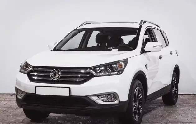 DongFeng AX7, фото №1