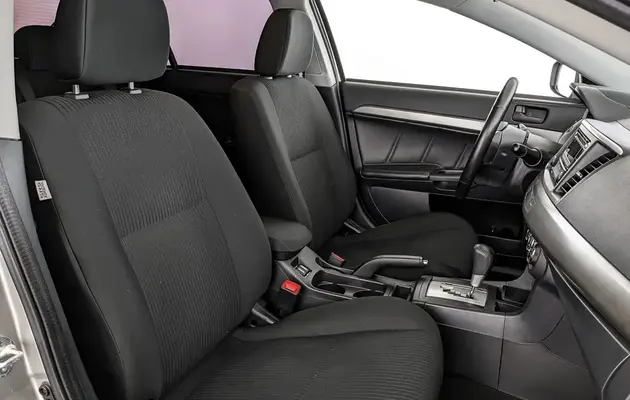 Mitsubishi Lancer, фото №10
