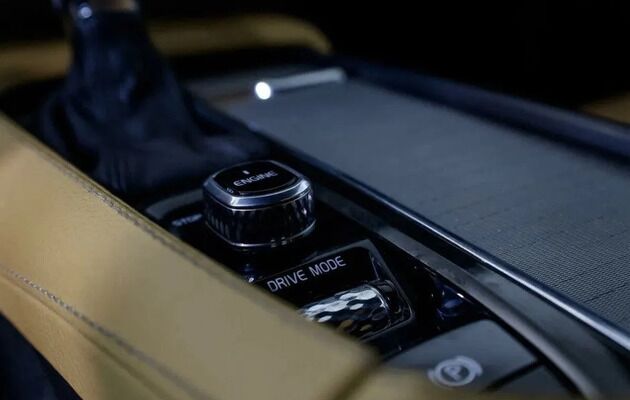 Volvo XC90, фото №15