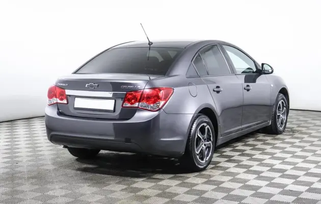 Chevrolet Cruze, фото №2