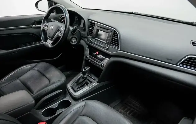 Hyundai Elantra, фото №7