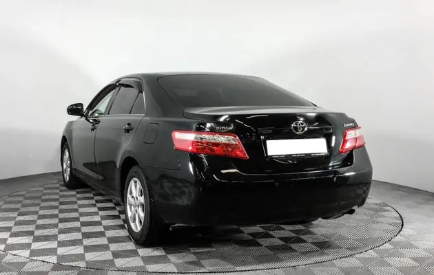 Toyota Camry, фото №4