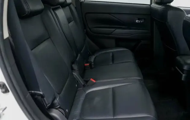 Mitsubishi Outlander, фото №7