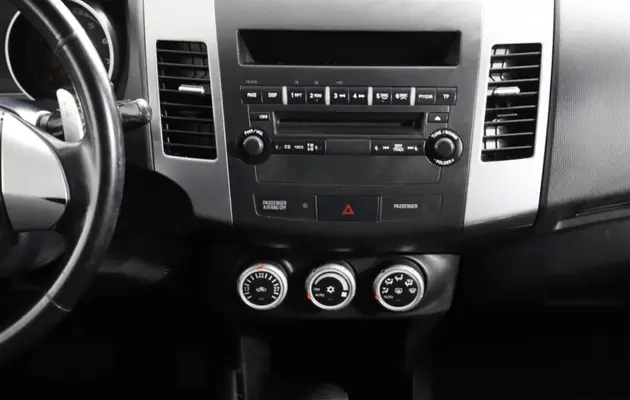 Mitsubishi Outlander, фото №6