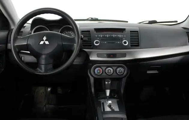 Mitsubishi Lancer, фото №6
