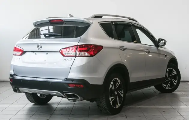 DongFeng AX7, фото №2
