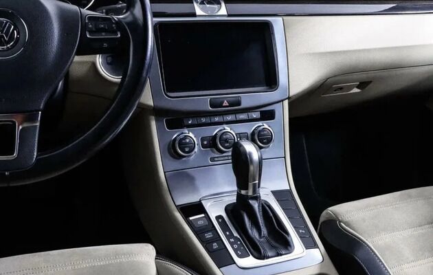 Volkswagen Passat CC, фото №11