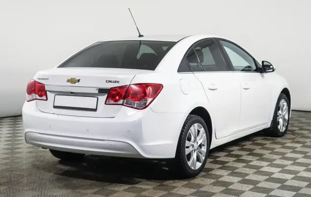 Chevrolet Cruze, фото №2