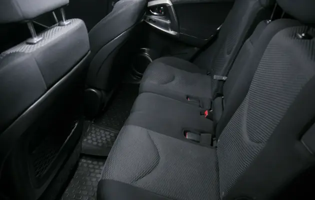 Toyota RAV4, фото №7