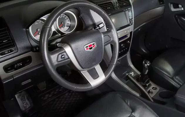Geely Emgrand X7, фото №5