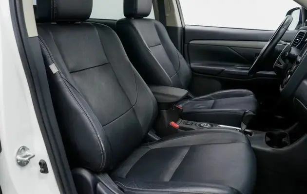 Mitsubishi Outlander, фото №6