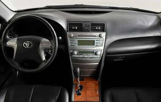 Toyota Camry, фото №8