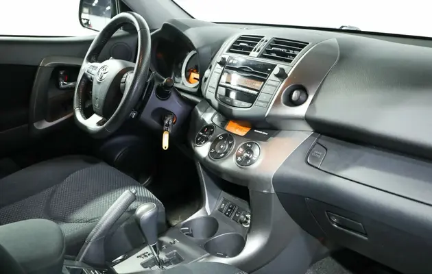 Toyota RAV4, фото №6