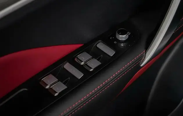 Geely Coolray, фото №12