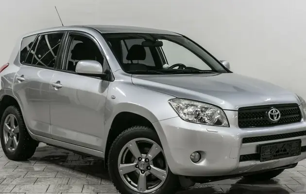 Toyota RAV4, фото №3