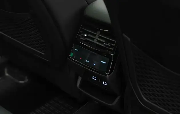 Geely Monjaro, фото №10