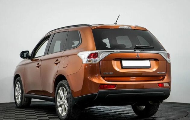 Mitsubishi Outlander, фото №4