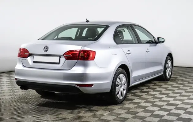 Volkswagen Jetta, фото №2