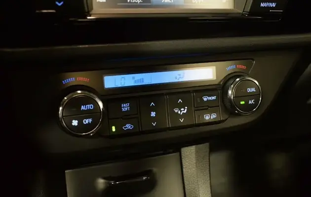 Toyota Corolla, фото №6