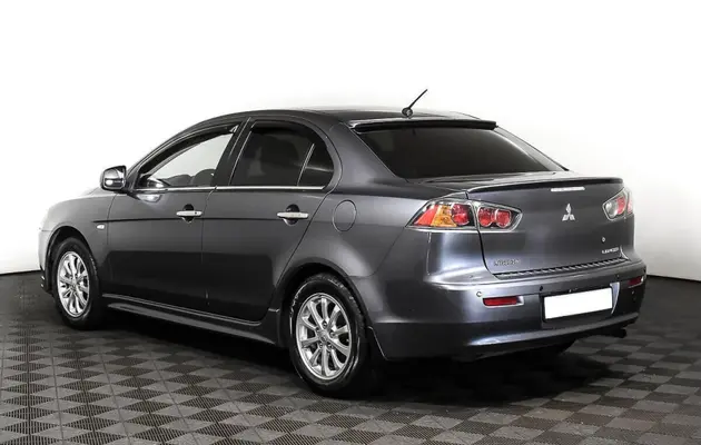 Mitsubishi Lancer, фото №4
