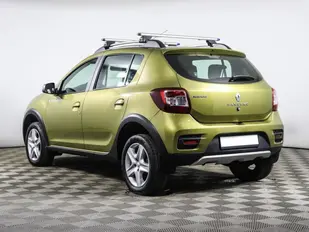 Renault SANDERO