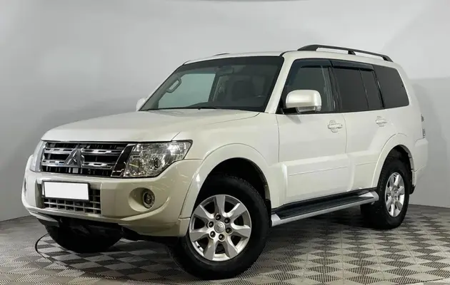 Mitsubishi Pajero, фото №1