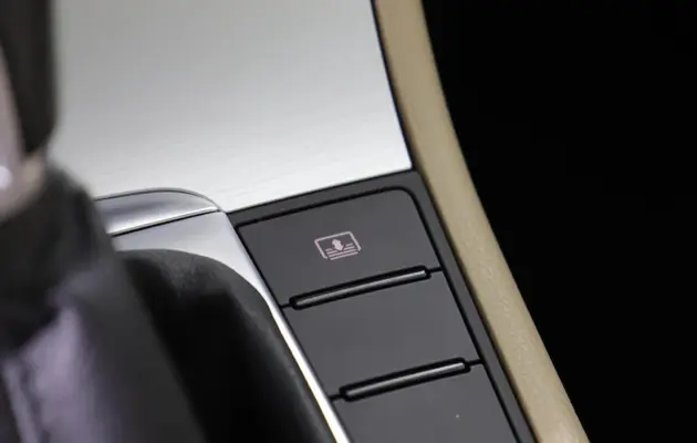 Volkswagen Passat CC, фото №10