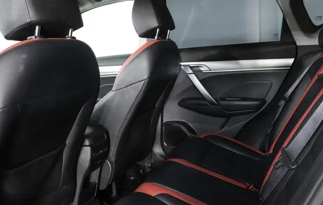 Geely Coolray, фото №10