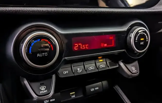 Kia Rio, фото №9