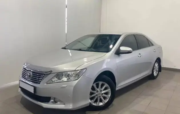 Toyota Camry, фото №1