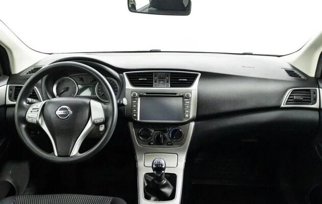 Nissan Tiida, фото №6