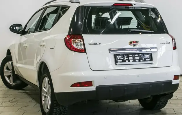 Geely Emgrand X7, фото №4