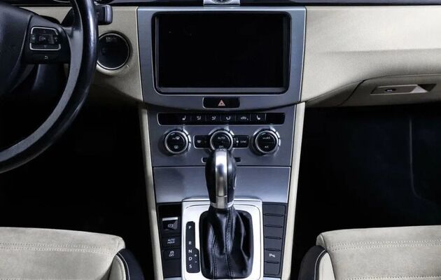 Volkswagen Passat CC, фото №10