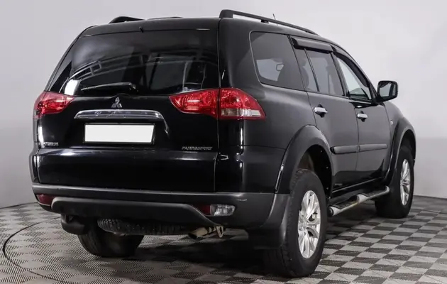 Mitsubishi Pajero Sport, фото №2