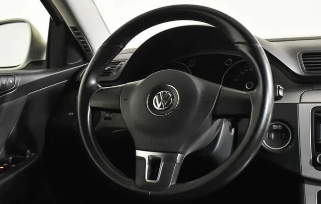 Volkswagen Passat, фото №8