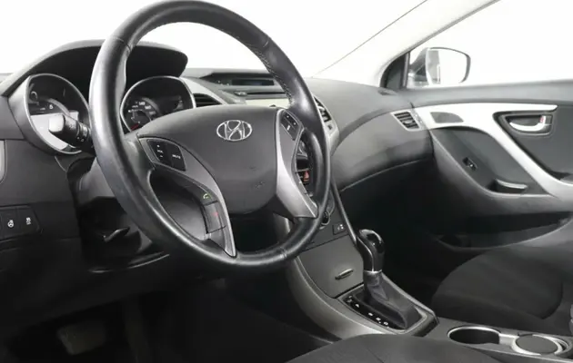 Hyundai Elantra, фото №5
