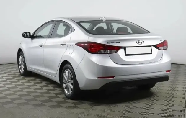 Hyundai Elantra, фото №4