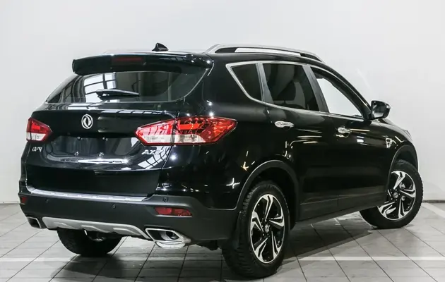 DongFeng AX7, фото №2