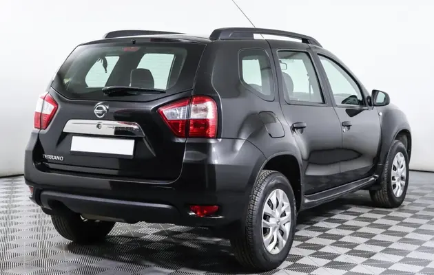Nissan Terrano, фото №2