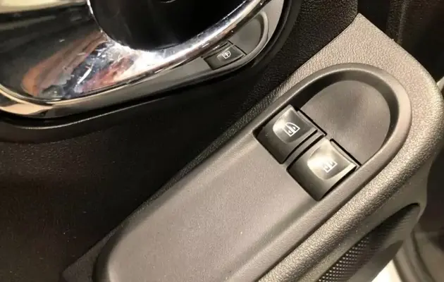 Nissan Terrano, фото №9