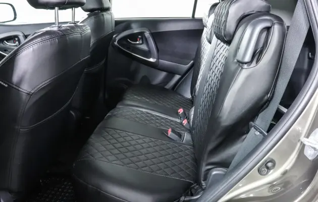 Toyota RAV4, фото №9