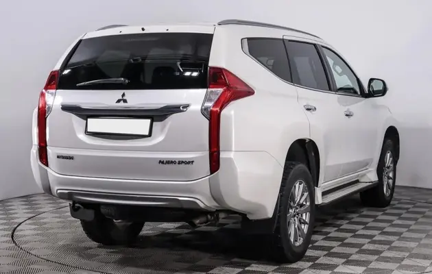 Mitsubishi Pajero Sport, фото №2